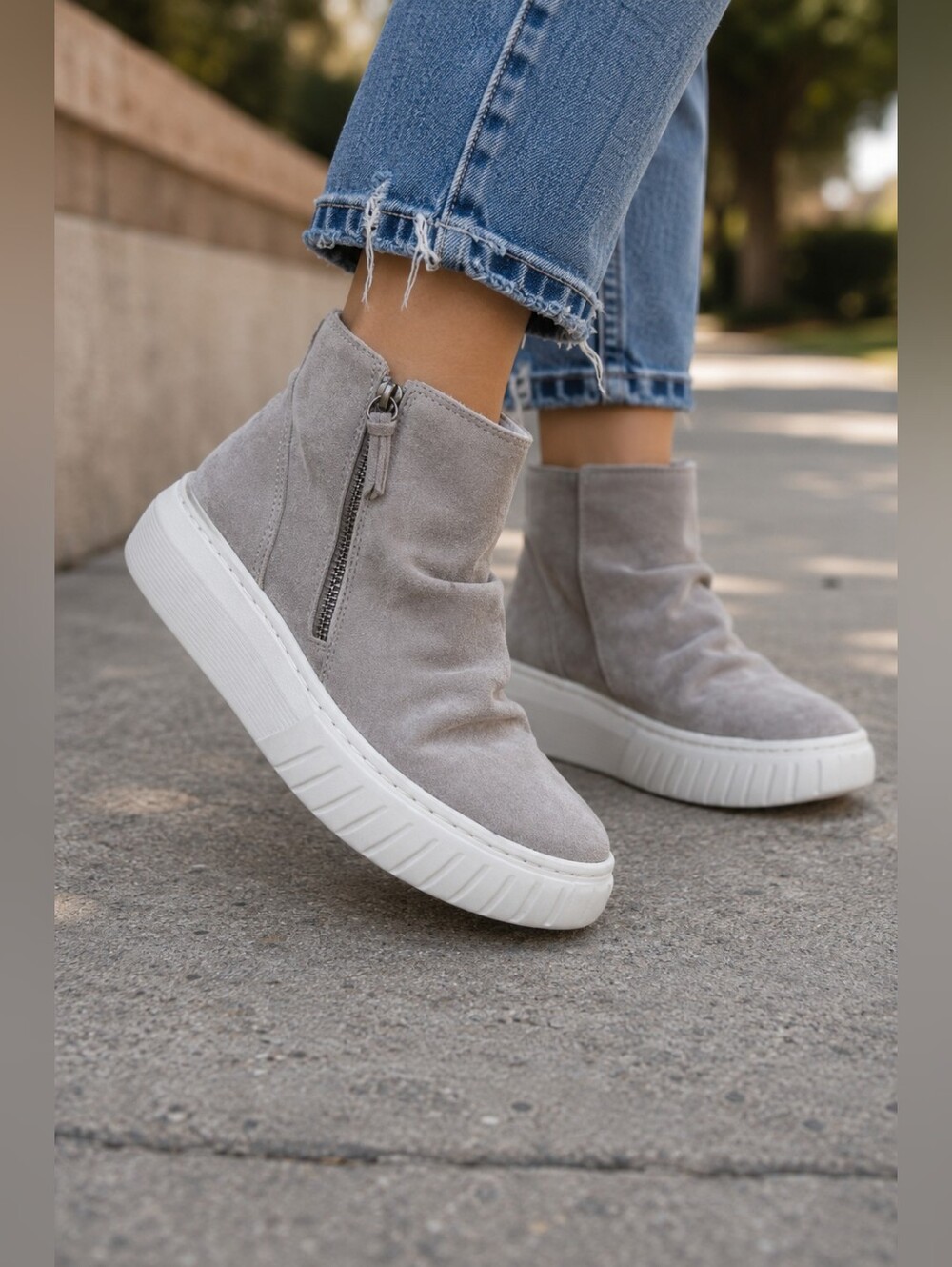 Sofft Portland Sneakers Size 8